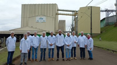 Visitação na Fábrica de Palmitos, SC