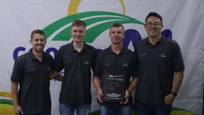 Até 800 matrizes, 2° lugar Adalipio Lambrecht, supervisionado pelo técnico Maikon Melz