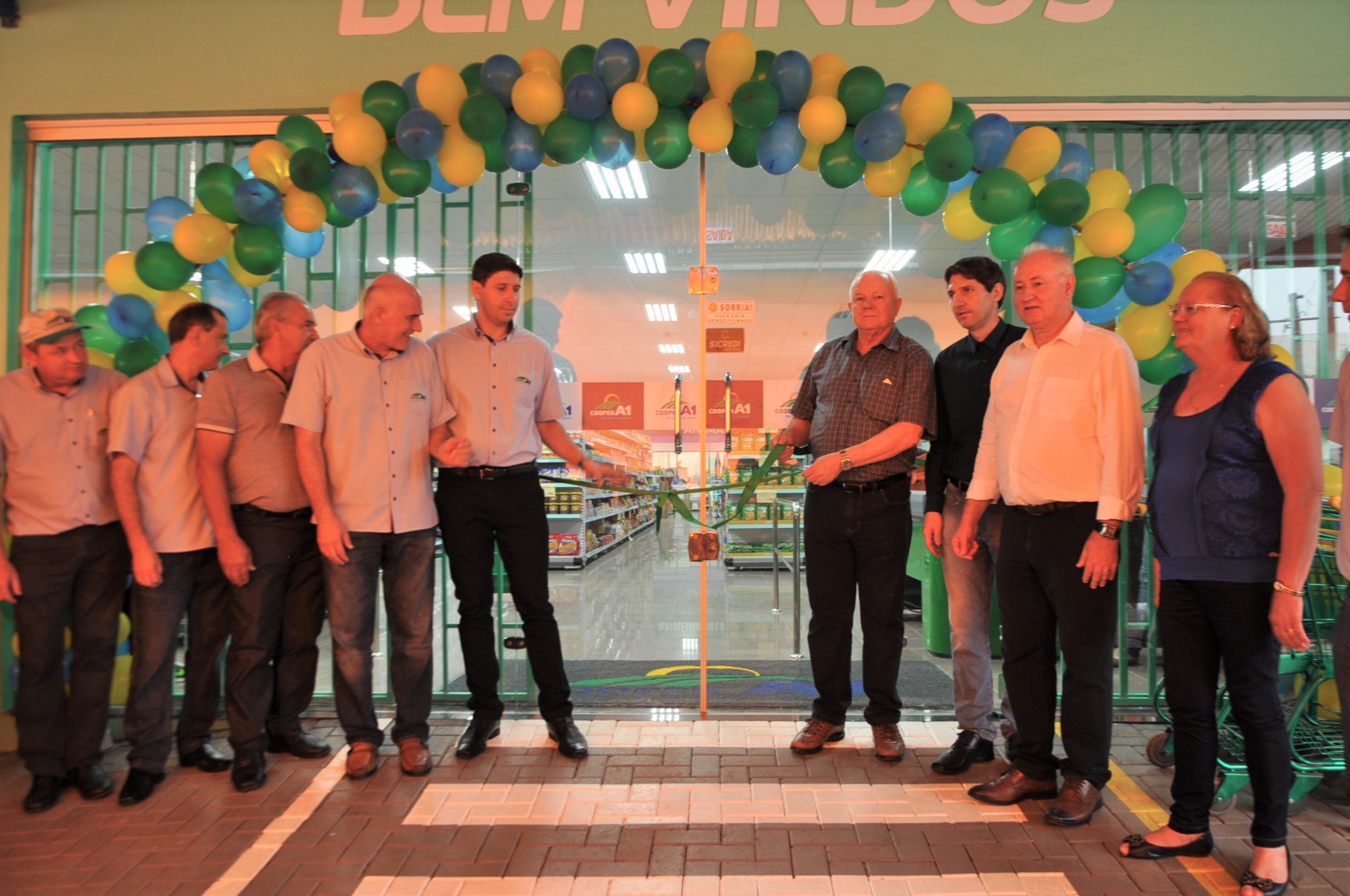 NOVO TIRADENTES, RS: Cooper A1 inaugura reformas da unidade e abre seu 20º supermercado