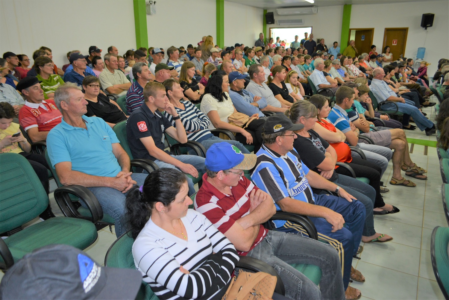 REUNIÕES DE AVALIAÇÃO 2017: Ciclo de prestação de contas já contabiliza quase 2.500 pessoas