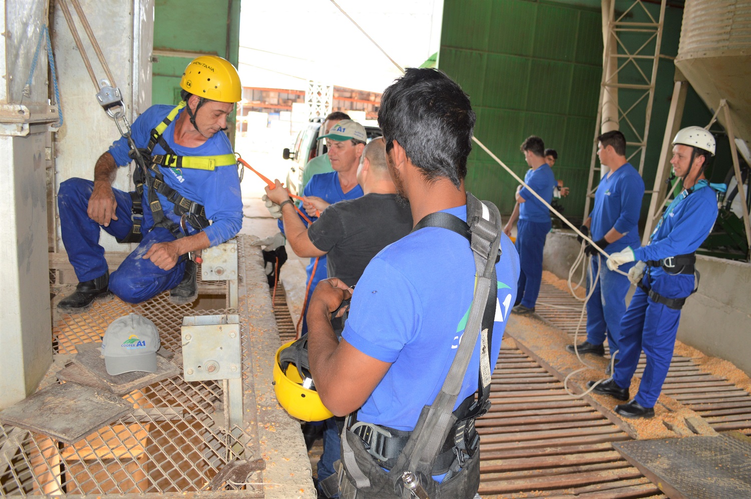 SAÚDE DOS TRABALHADORES: Cooper A1 promove mais 356 horas de treinamento sobre segurança no trabalho