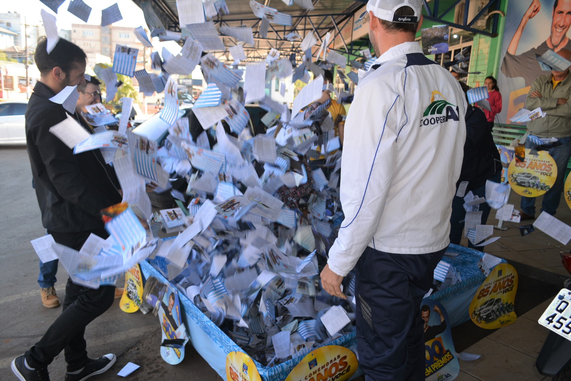 PROMOÇÃO 300 MIL EM PRÊMIOS: sexta moto 0 km vai para o município de Santa Helena, SC