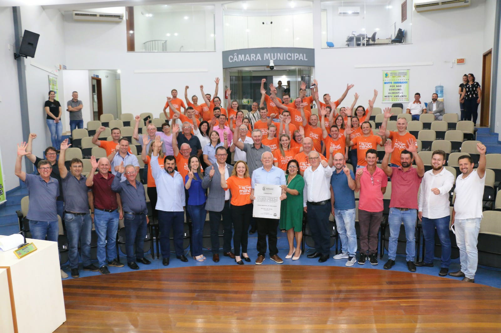 MOÇÃO: Câmara de Vereadores de Itapiranga realiza homenagem à Cooper A1 