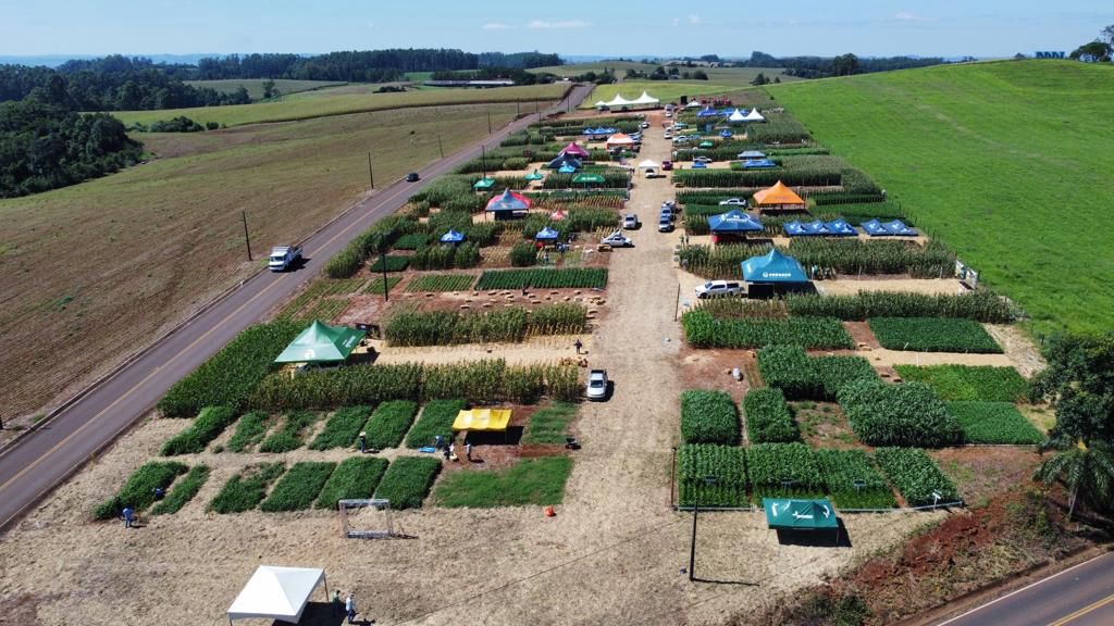 CONHECIMENTO: Cooper A1 reúne mais de 400 pessoas no 1° Campo Tecnológico 