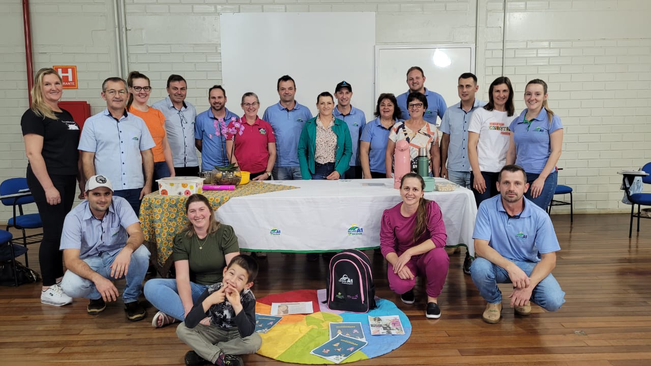 IPORÃ DO OESTE: Líderes do Mulher A1/Sicoob planejam o próximo ano 