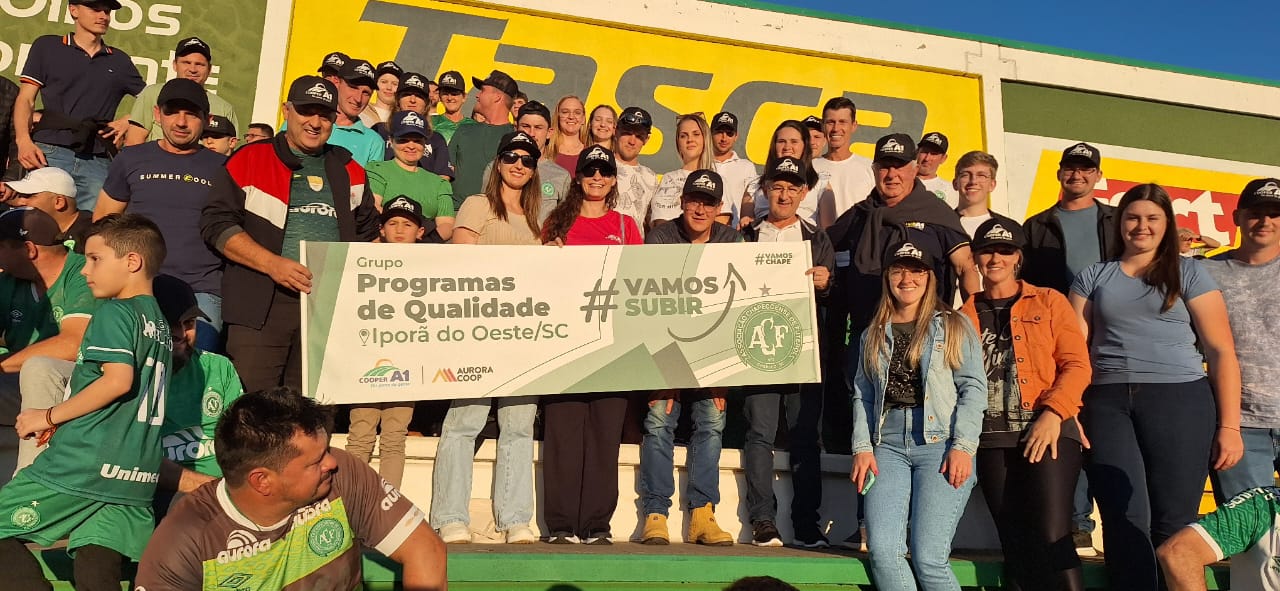 NOITE DE JOGOS: Cooperados integram a torcida da Chapecoense